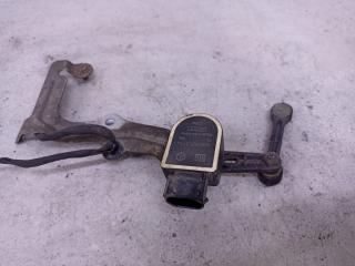 датчик дорожного просвета Mercedes-Benz C-Класс W205/S205/C205 [рестайлинг] 2018, 4.0 л., M 177.980, бензин, A0009053704, A2053280300