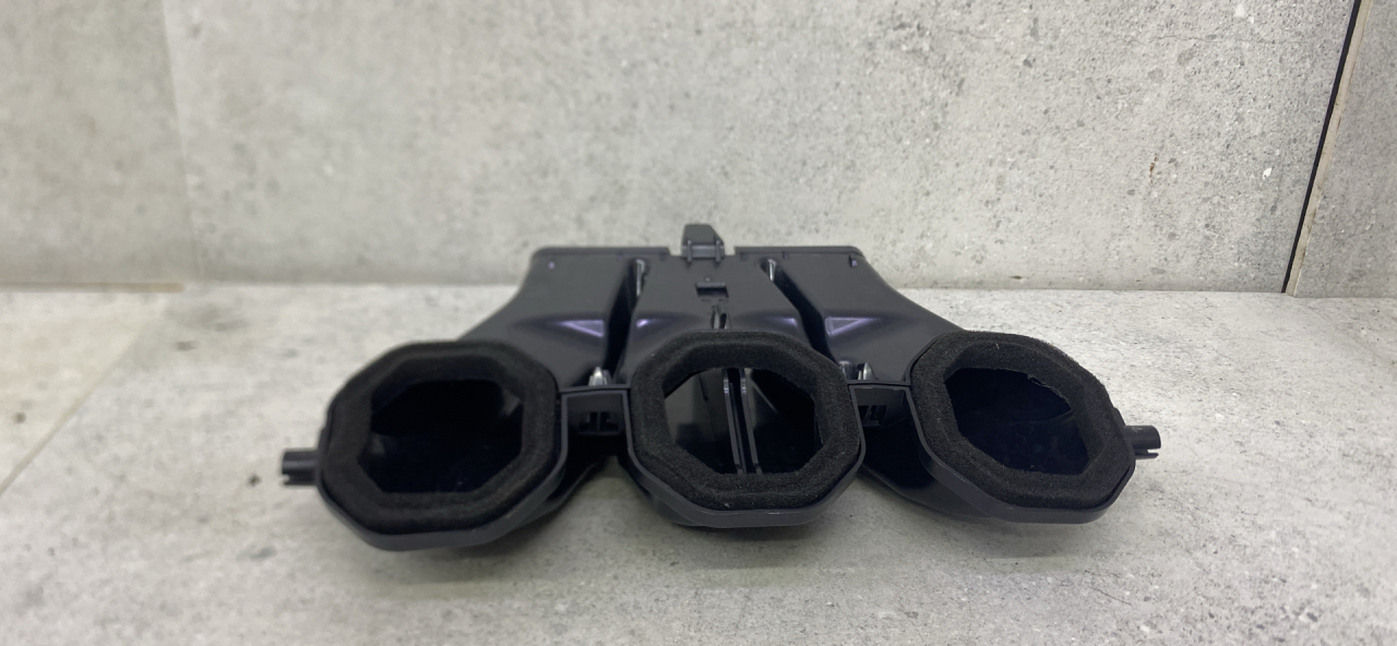 воздуховод Mercedes-Benz C-Класс W205/S205/C205 (2014 - 2018), A2058309001 - фото №1