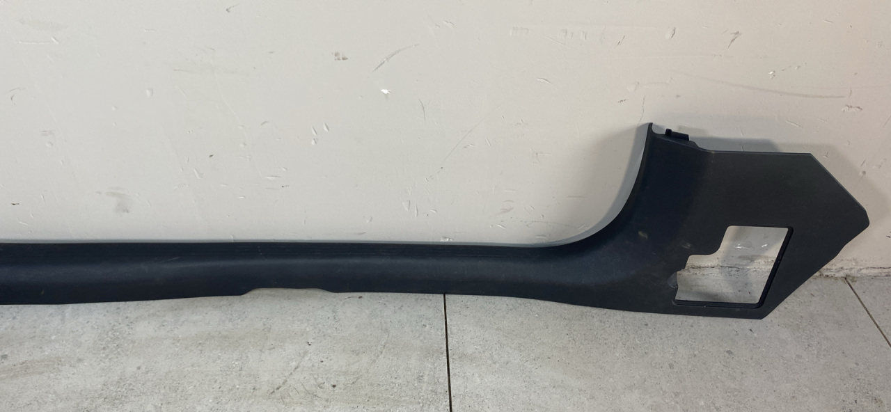 накладка на порог внутренняя Mercedes-Benz C-Класс W205/S205/C205 (2014 - 2018), A2056861136 - фото №1