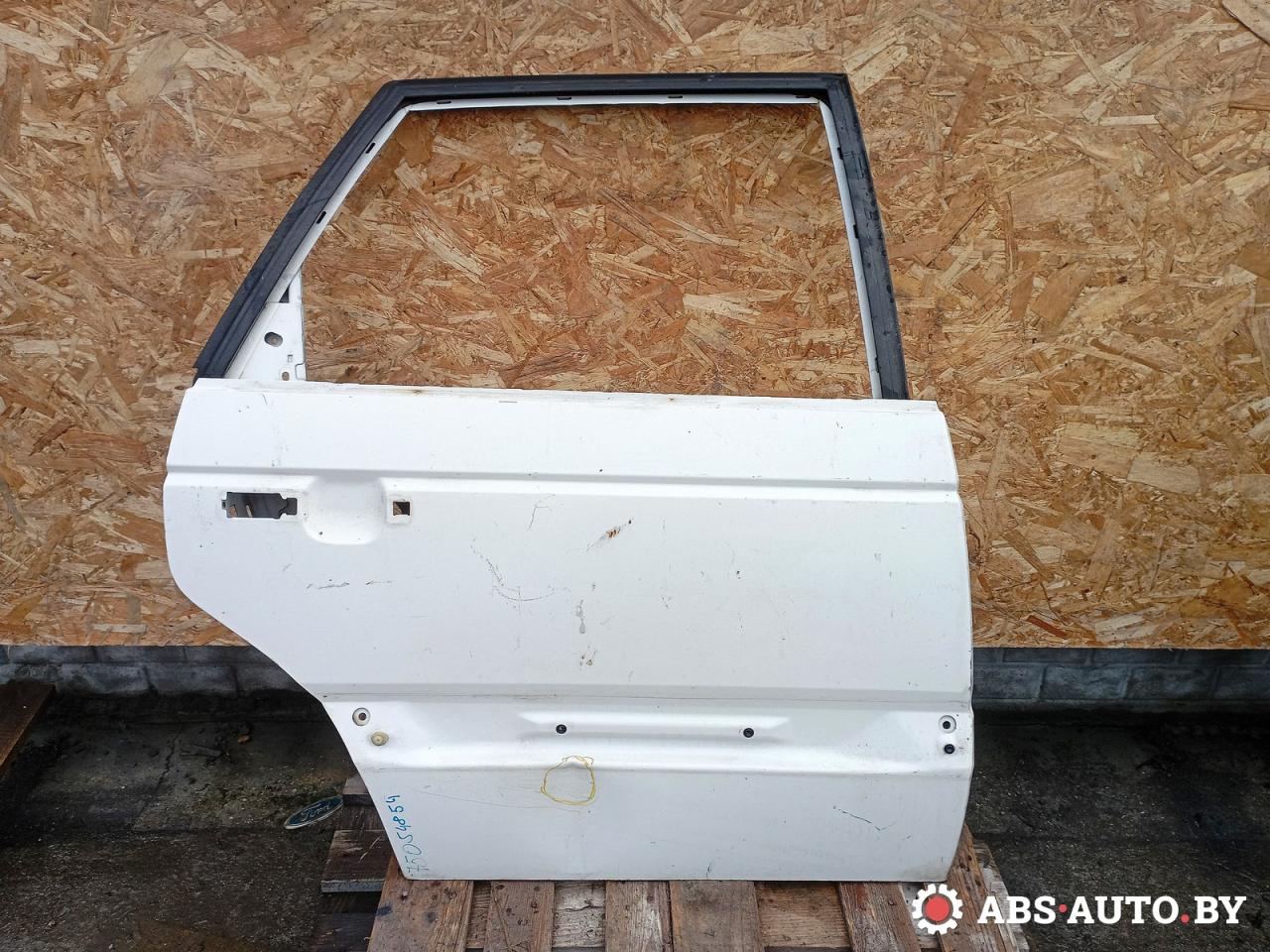 дверь задняя правая Volkswagen Passat B3 1990, седан - фото №1