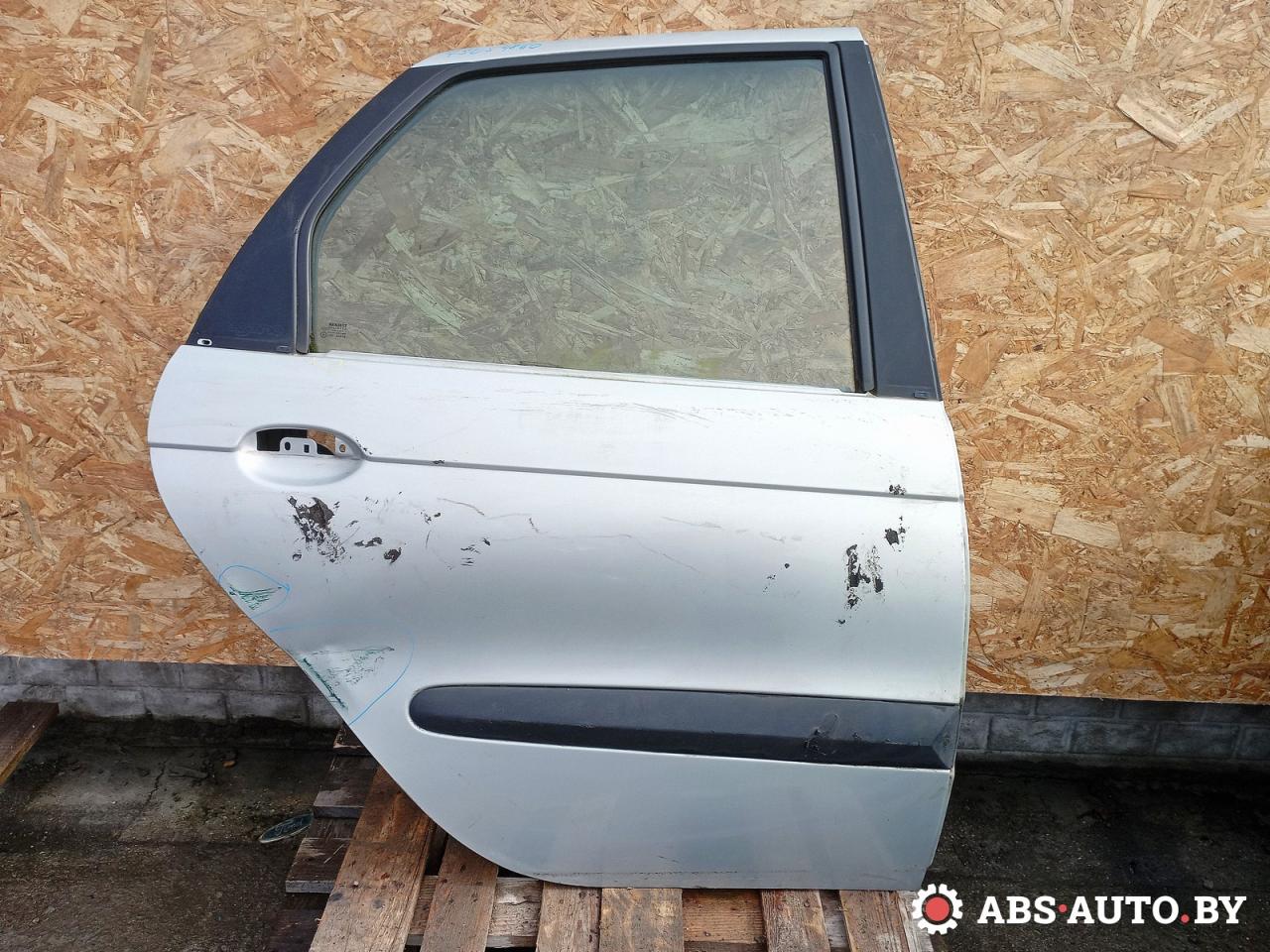 дверь задняя правая Renault Scenic 1 поколение 1998, минивэн - фото №1
