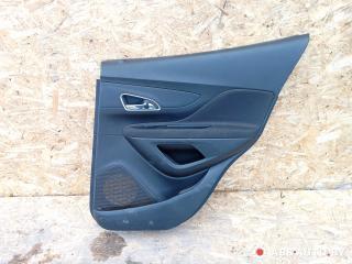 обшивка двери задняя правая Opel Mokka 1 поколение 2015, 1.6 л., B 16 XER, бензин, МКПП, 95387792, AVF84543