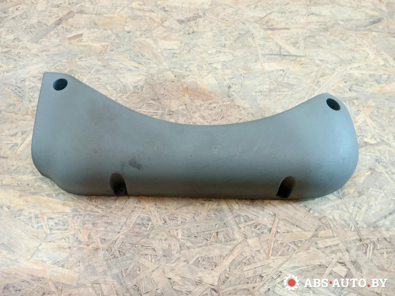 накладка двери (крышки) багажника Renault Kangoo 1 поколение 2003, 1.5 л., дизель, МКПП, 8200115532, 7700304758 - фото №1