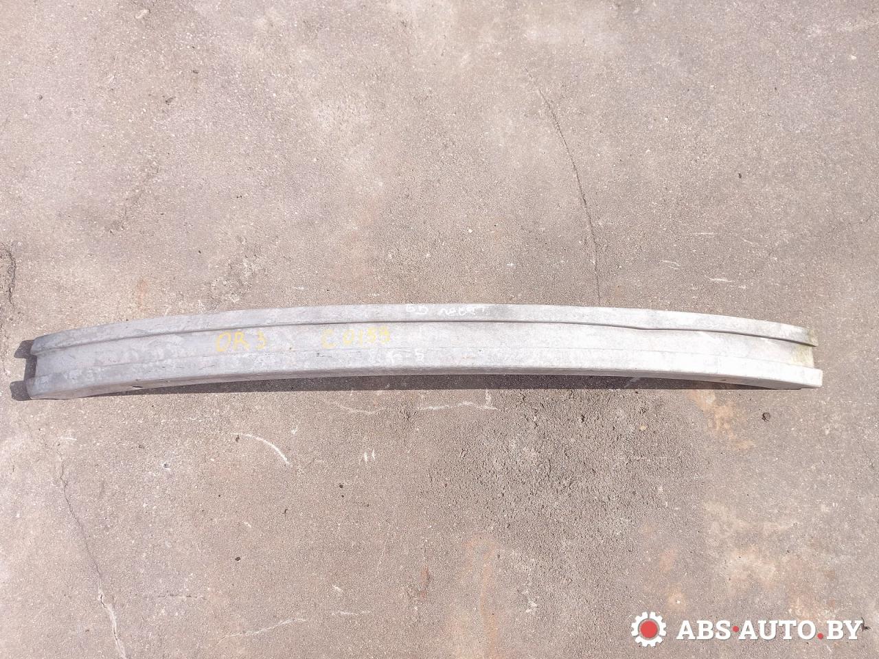 усилитель бампера переднего Volkswagen Passat B5 1999 - фото №1