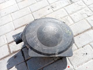 корпус воздушного фильтра Volkswagen Polo 3 поколение 1996, 1.3 л., бензин, 032129611B, 44607185906