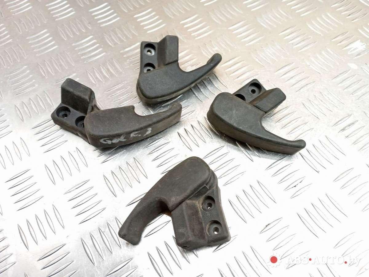 ручка открывания капота Volkswagen Golf 3 поколение 2000, 1H1823533 - фото №1