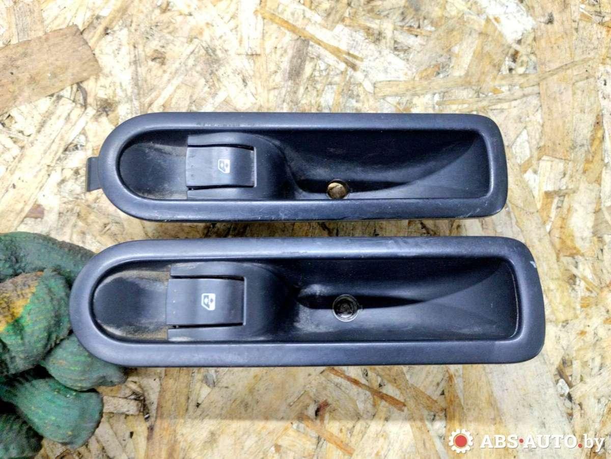 кнопка стеклоподъемника двери Renault Grand Scenic 2 поколение 2006, 1.9 л., дизель, МКПП, минивэн, 156013870, 21980 - фото №1