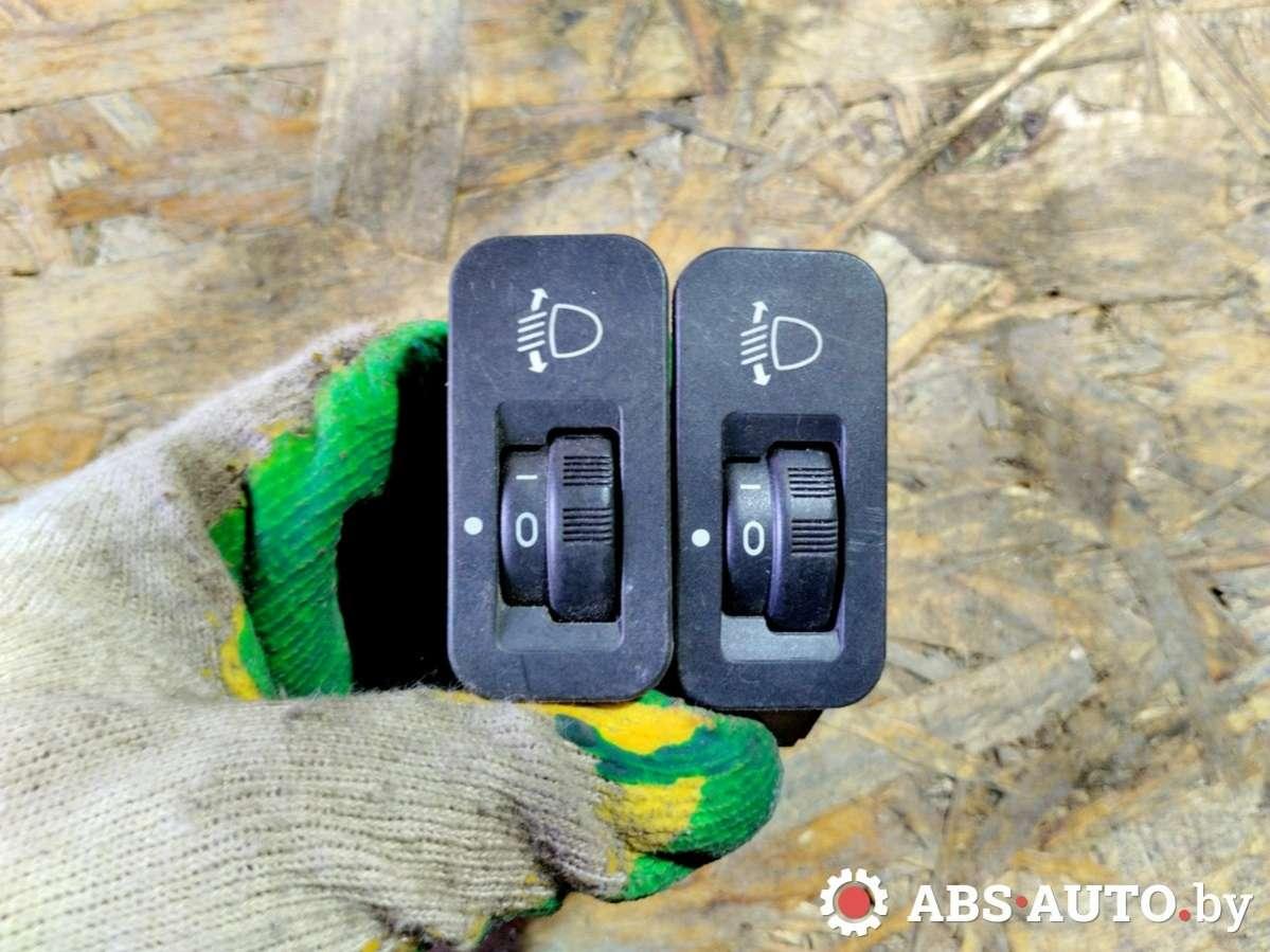 кнопка корректора фар Peugeot 206 1 поколение 2002, 1925699 - фото №1