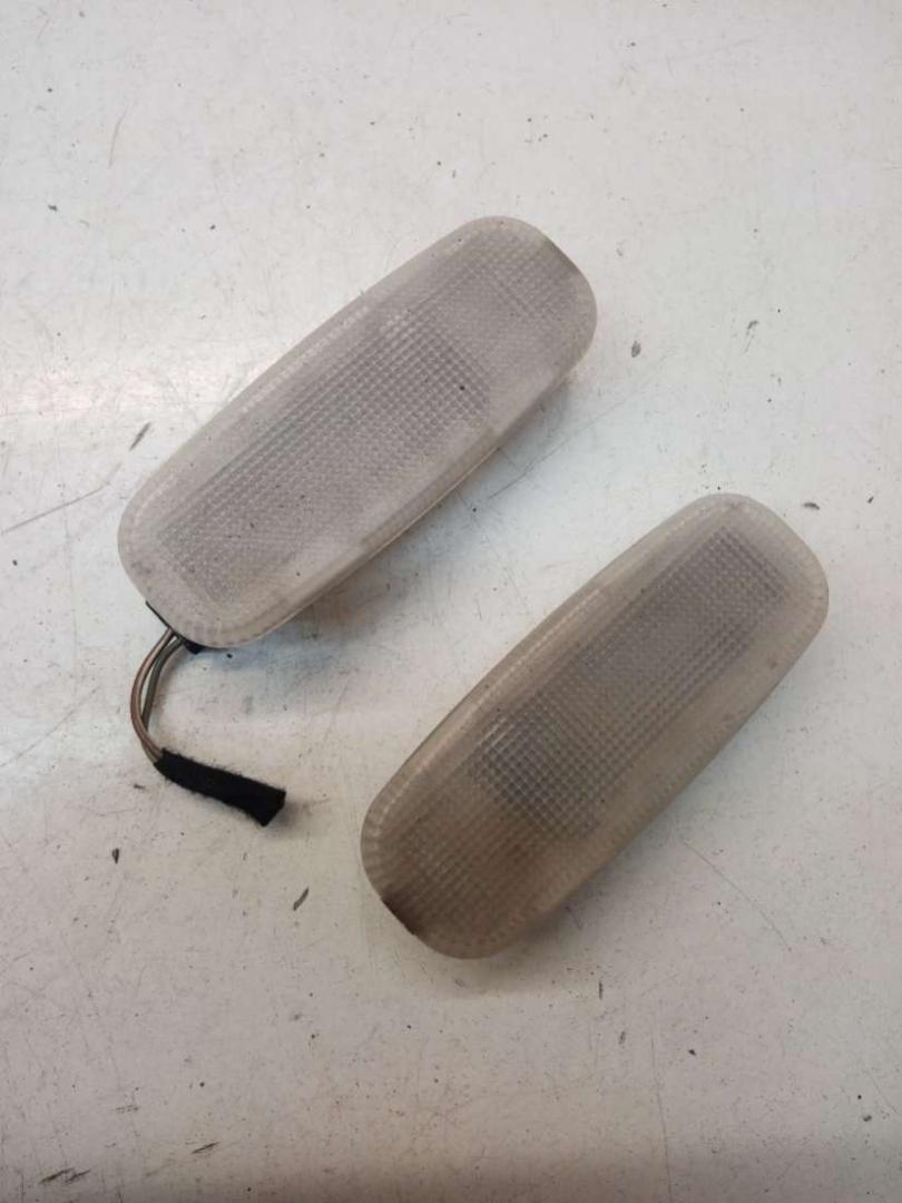 фонарь салона (плафон) Mercedes-Benz E-Класс W211/S211 2004, 2.2 л., дизель, универсал, 2108204001 - фото №1