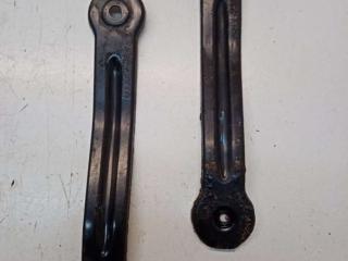 кронштейн радиатора Mercedes-Benz R-Класс W251 [рестайлинг] 2009, 3.0 л., OM 642.950, дизель, АКПП, минивэн, A1646262114, 1646262114, 21141181