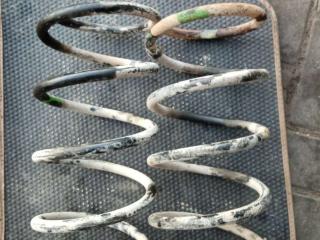 пружина передняя Hyundai Terracan 1 поколение [рестайлинг] 2004, 2.9 л., дизель, МКПП, внедорожник 5 дв.