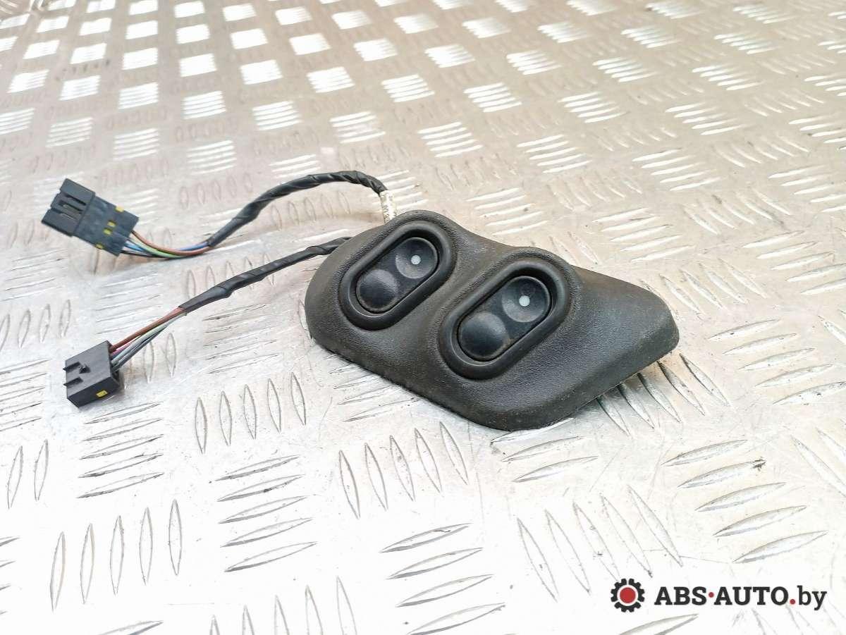 блок управления стеклоподъемниками Opel Tigra 1 поколение 2000, 90482203 - фото №1