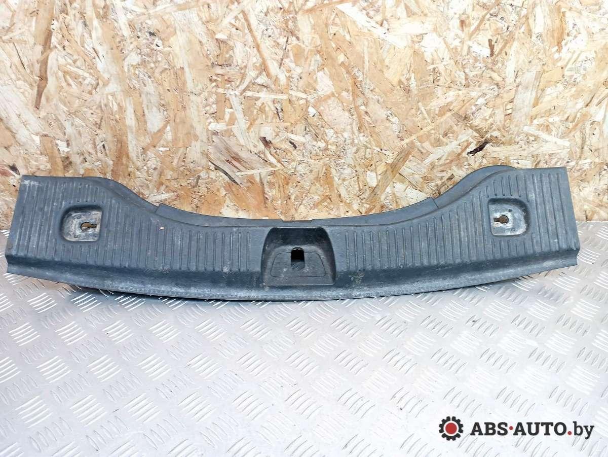 накладка внутренняя на заднюю панель кузова Opel Mokka 1 поколение 2015, 1.6 л., B 16 XER, бензин, МКПП, 94522424 - фото №1