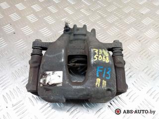 суппорт передний правый Peugeot 308 T7 2010, 1.6 л., 9HY (DV6TED4), дизель, МКПП, черный, хетчбэк 5 дв., Y04566