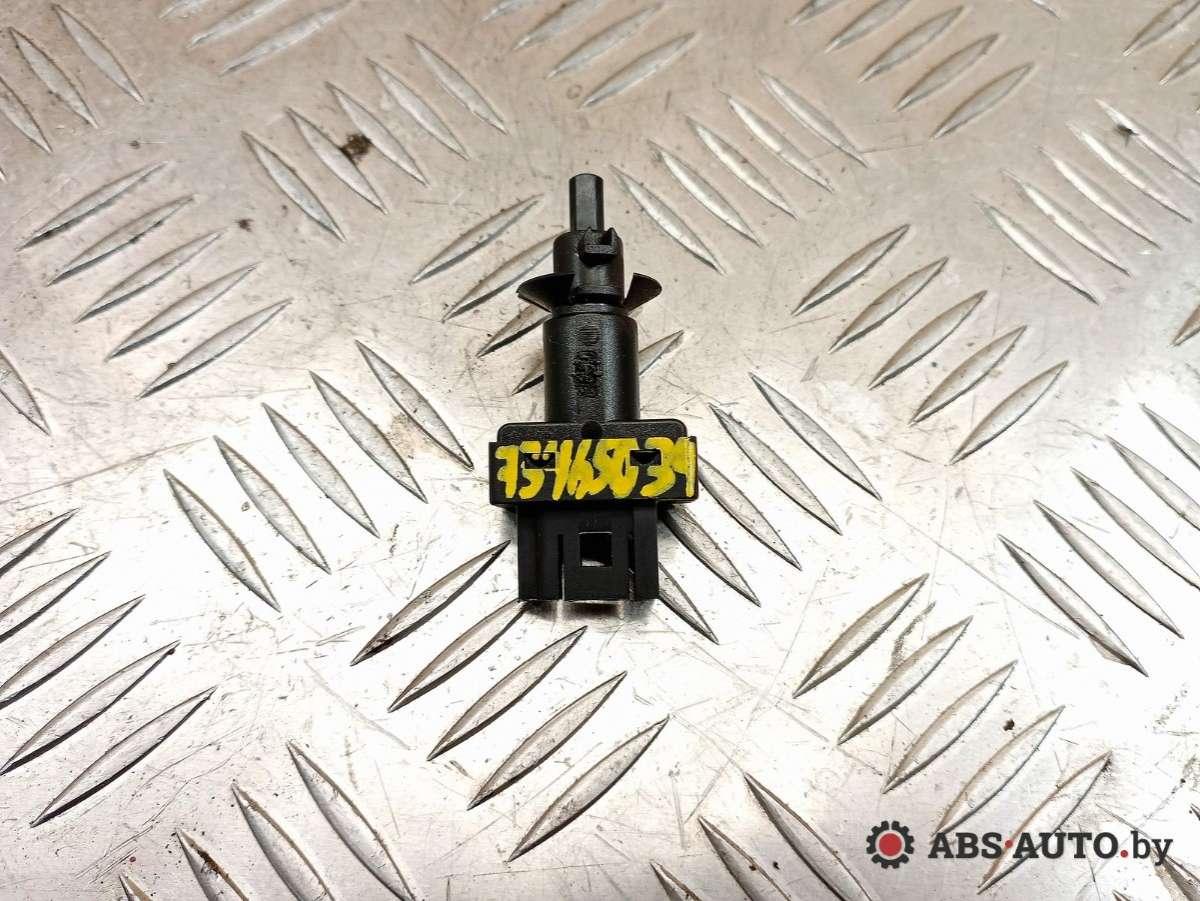 Датчик педали тормоза (лягушка) Mercedes-Benz A W169 2 поколение (2004-2008) 2008, 2.0 л., дизель, МКПП, хетчбэк 3 дв., 0045452114, 0065451014, A0045452114, A0065451014, 2E0907457, 2E0907457A - фото №1