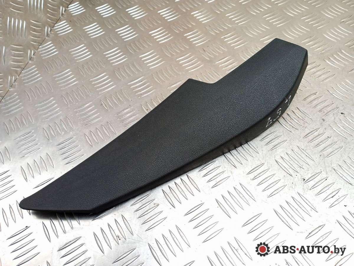 накладка на зеркало Mercedes-Benz A W169 2 поколение (2004-2008) 2008, 2.0 л., дизель, МКПП, хетчбэк 3 дв., 1697200411 - фото №1