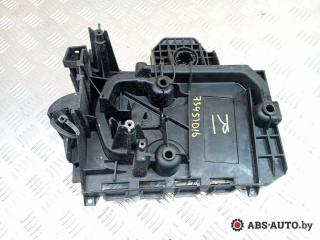 полка аккумулятора Citroen C5 1 поколение [рестайлинг] 2007, 1.6 л., дизель, МКПП, хетчбэк 5 дв., 9650439480