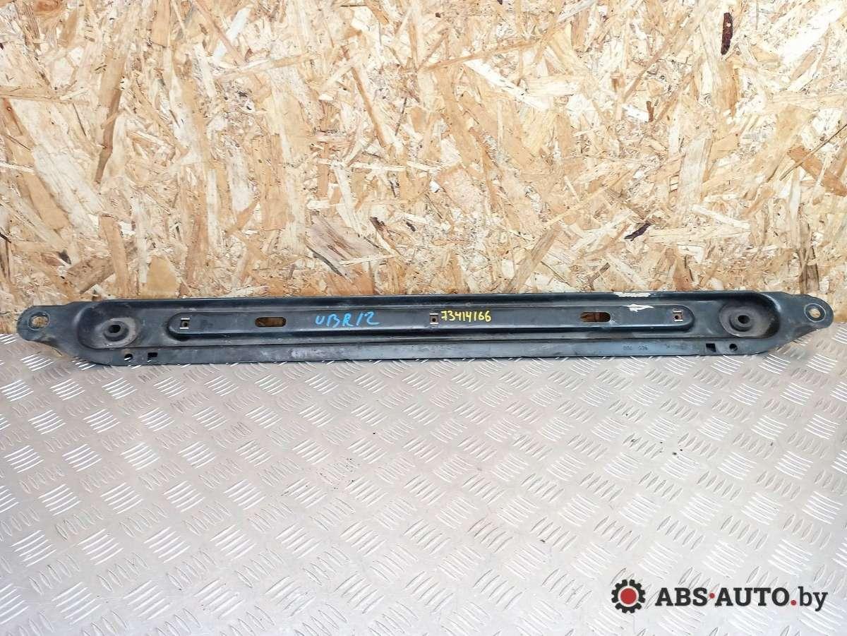 кронштейн радиатора Peugeot 308 T7 2010, 1.6 л., 9HY (DV6TED4), дизель, МКПП, черный, хетчбэк 5 дв., D04 - фото №1