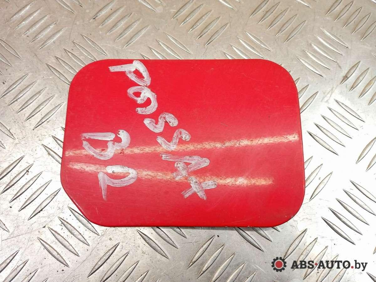 лючок топливного бака Volkswagen Passat B2 1988, 321809905 - фото №1