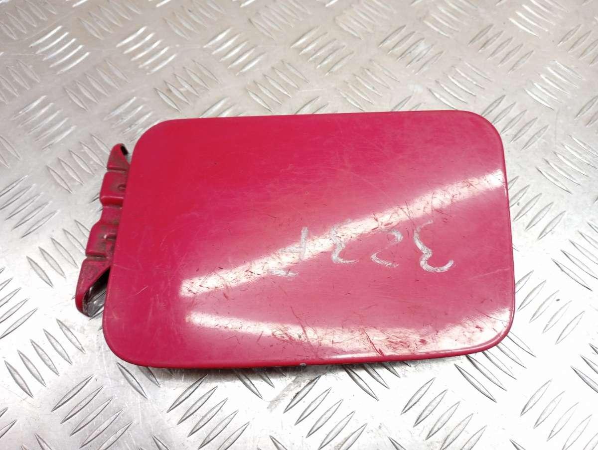 лючок топливного бака Mazda 323F BA 1997, GA5R, B01A - фото №1