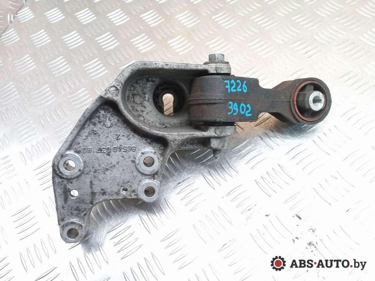 кронштейн двигателя Citroen C5 2 поколение 2009, 2.2 л., дизель, МКПП, универсал, 9654603780 - фото №1