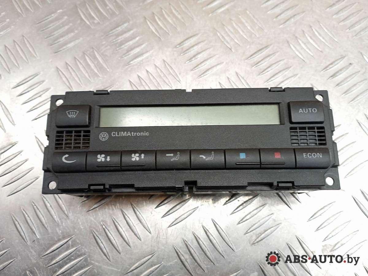 блок управления печки / климат-контроля Volkswagen Golf 4 поколение 2004, 6013966 - фото №1