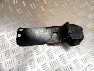 кронштейн радиатора BMW 3 серия E90/E91/E92/E93 [рестайлинг] 2008, 2.0 л., бензин, МКПП, кабриолет, 51647117811, 7807184, 5164711781110, 711781110, 7117811, 17117524956, 7524956