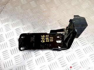 кронштейн радиатора BMW 3 серия E90/E91/E92/E93 [рестайлинг] 2008, 2.0 л., бензин, МКПП, кабриолет, 7807184, 17117524956, 7524956, 51647117812