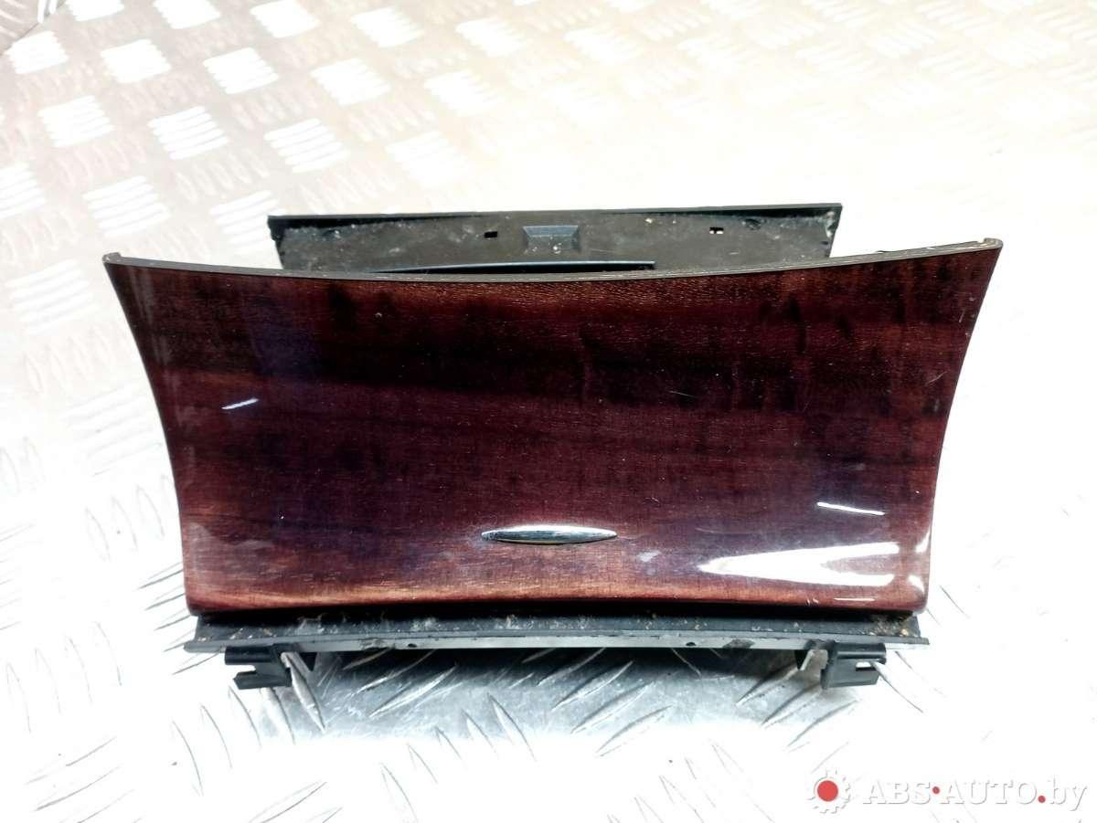 пепельница Mercedes-Benz E-Класс W211/S211 2003, 2.2 л., дизель, АКПП, седан, A2118100430 - фото №1