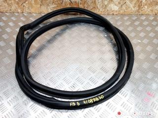 уплотнитель Peugeot 308 T7 2010, 1.6 л., 9HY (DV6TED4), дизель, МКПП, черный, хетчбэк 5 дв.