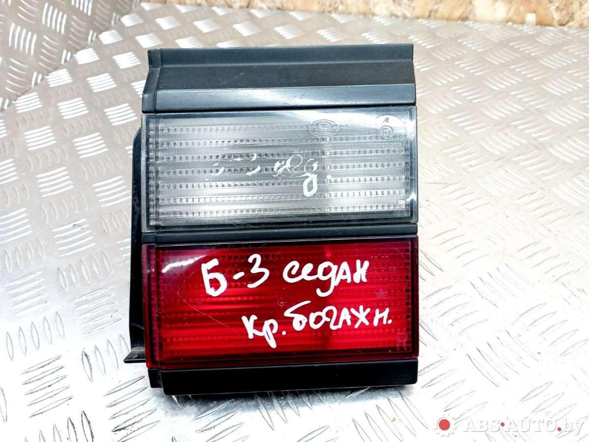 фонарь крышки багажника правый Volkswagen Passat B3 1992, седан, 357945108, 357945259 - фото №1