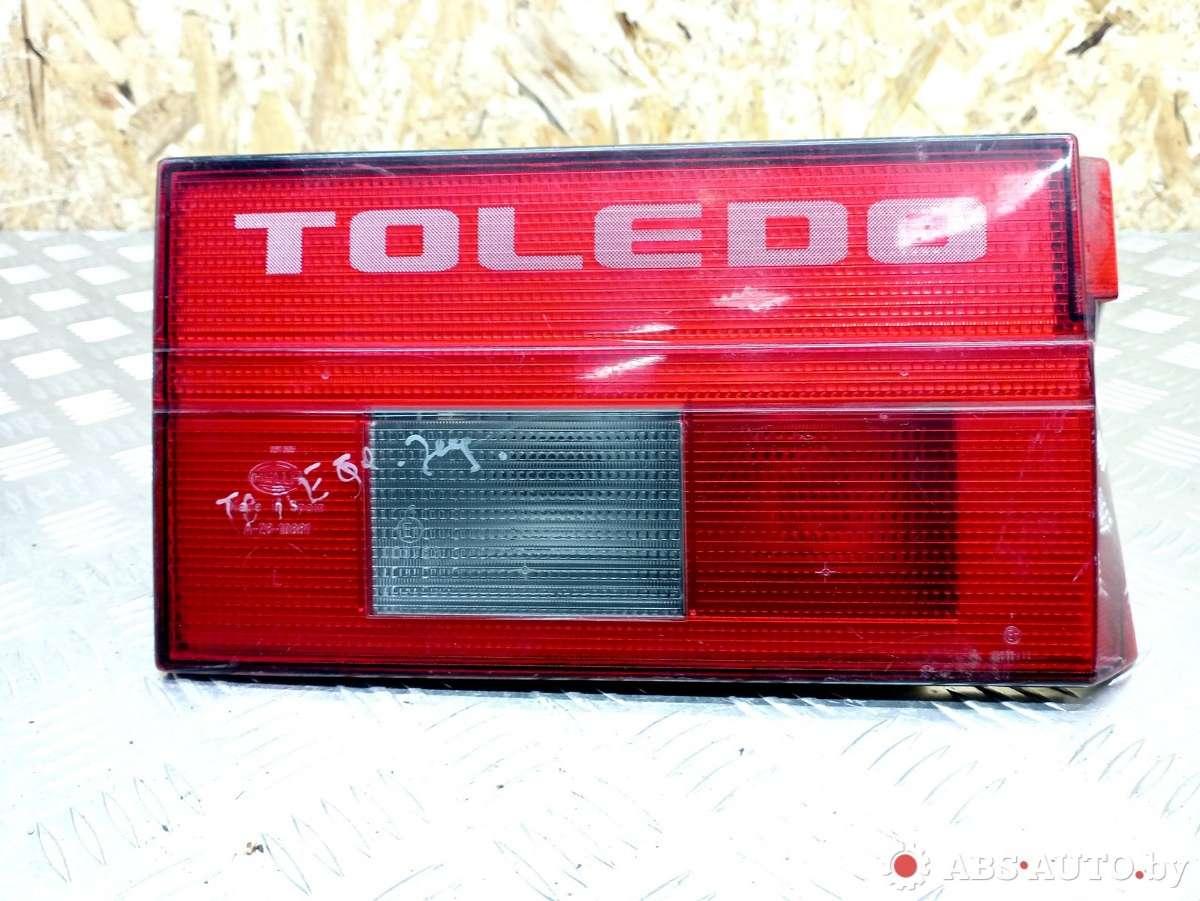 фонарь крышки багажника левый SEAT Toledo 1 поколение 1996, седан, 961603, 96159800 - фото №1