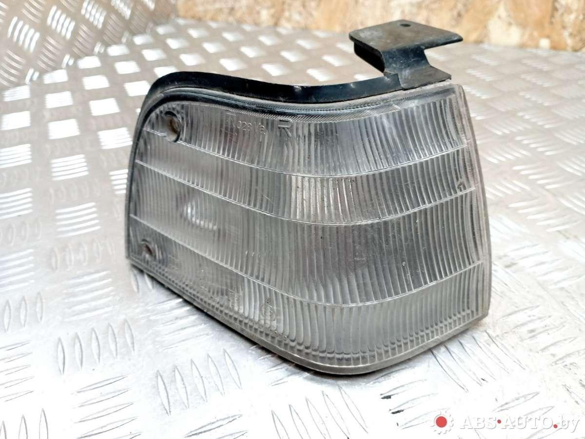 поворотник правый Mazda 323F BA 1997, 21661247R, 7R0186068, 7R0186069 - фото №1