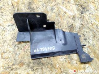 воздуховод (дефлектор) радиатора Renault Laguna 2 поколение 2003, 1.9 л., дизель, МКПП, универсал, 8200487871