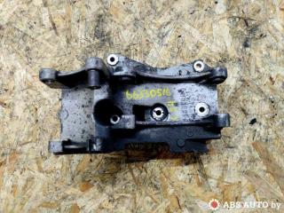 кронштейн генератора Peugeot 406 1 поколение [рестайлинг] 2002, 2.0 л., дизель, МКПП, седан, 9643834880, 96348179, 96348183
