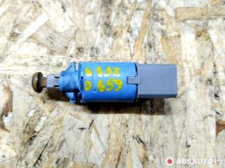 Датчик педали тормоза (лягушка) Renault Laguna 2 поколение 2003, 1.9 л., дизель, МКПП, универсал, 8200168239B