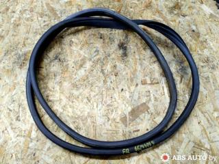 уплотнитель двери Mercedes-Benz M-Класс W164 2008, 3.0 л., OM642 DE30LA, дизель, АКПП, хетчбэк 5 дв., A1646900076, 1646900076