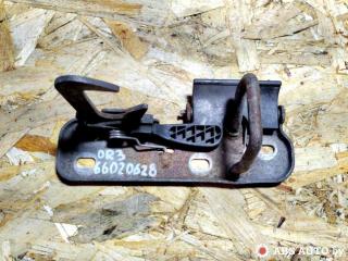 замок капота Volkswagen Golf 5 поколение 2007, 1K0823480