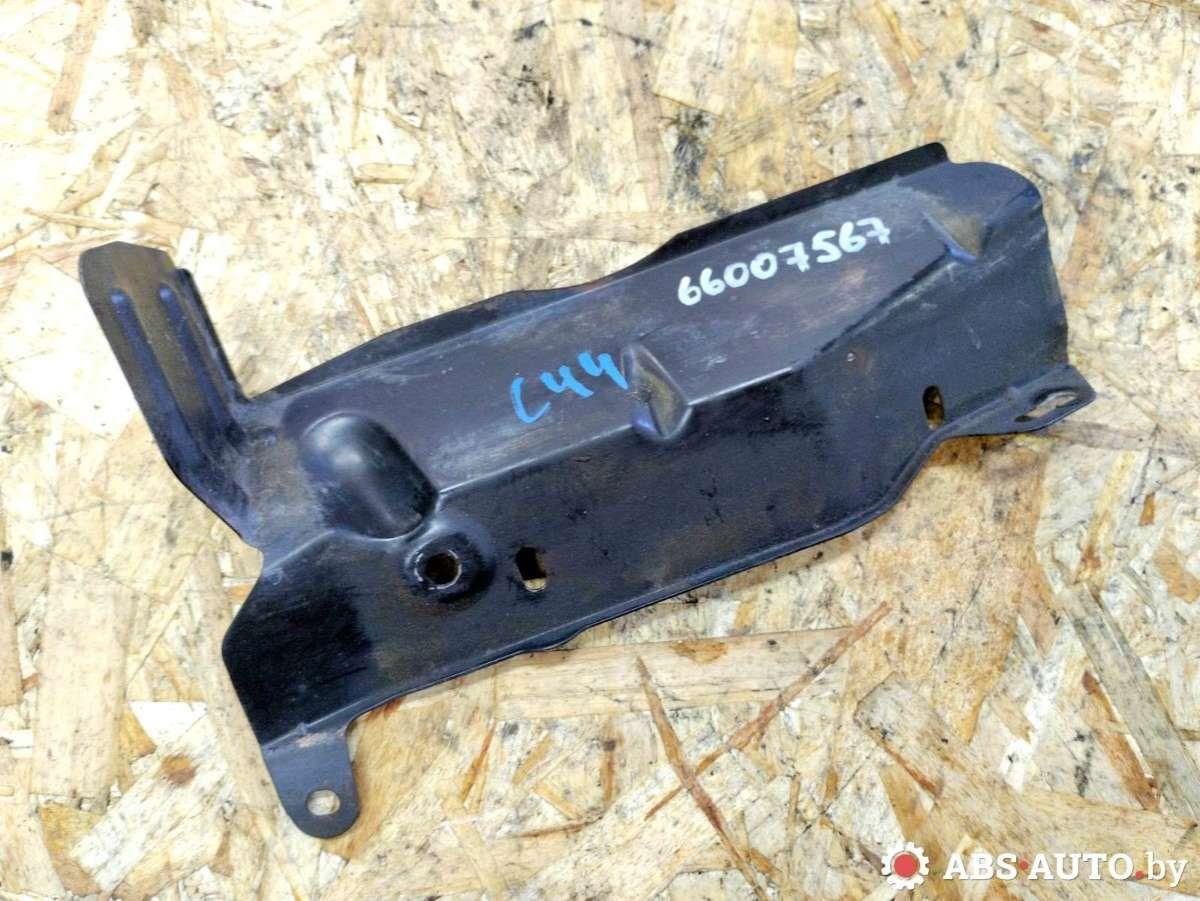 кронштейн ТНВД Renault Scenic 1 поколение 1998, 2.0 л., бензин, МКПП, минивэн, 7700875058, 7700875058E - фото №1