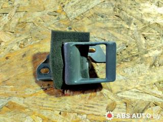 ручка внутренняя передняя правая Mitsubishi L200 2 поколение 1990, MB693166