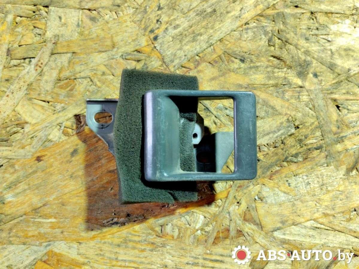 ручка внутренняя передняя левая Mitsubishi L200 2 поколение 1990, MB693165 - фото №1