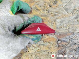 кнопка аварийной сигнализации Citroen C5 1 поколение 2003, 2.0 л., дизель, МКПП, седан, 96326950KR