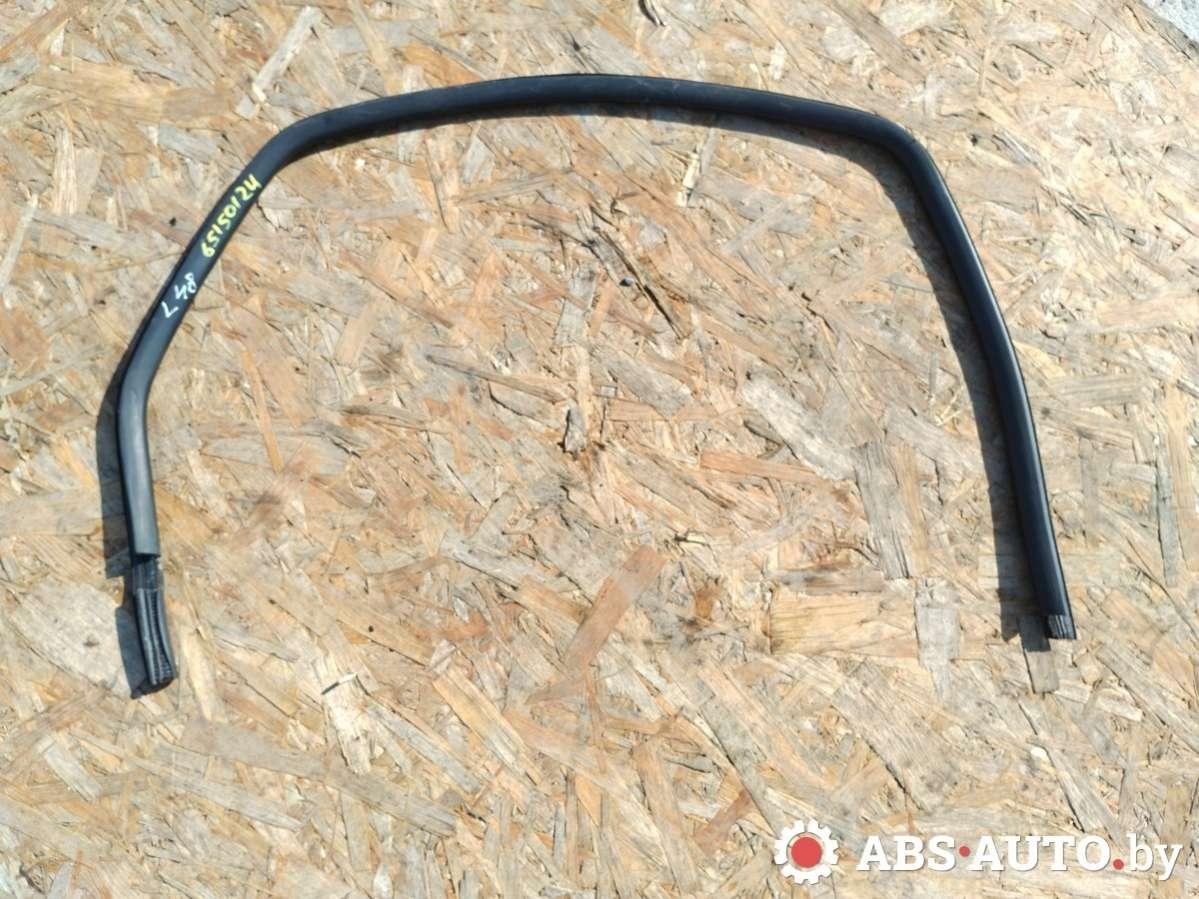 молдинг стекла двери задней левой Citroen C5 1 поколение 2003, 2.0 л., дизель, МКПП, седан, M762860, K1211226, BSF23878 - фото №1