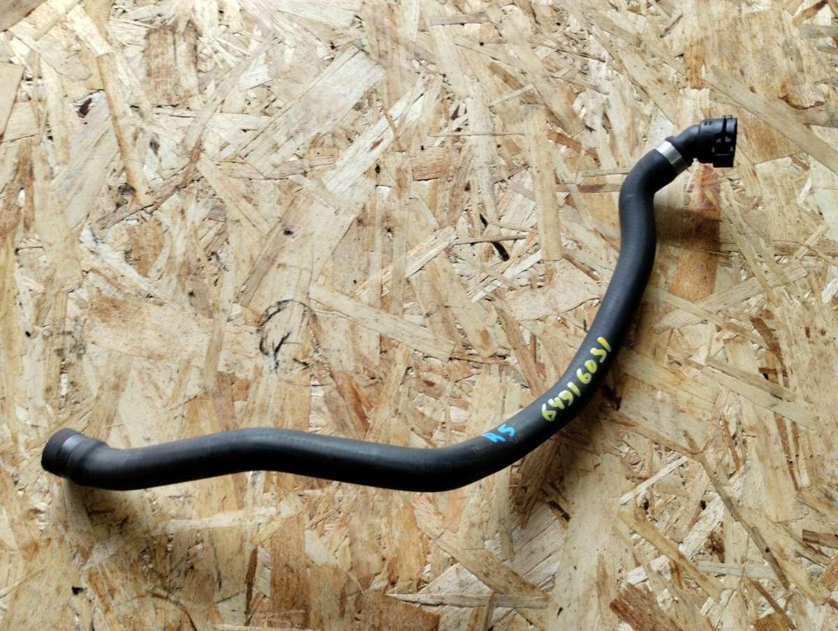 патрубок радиатора BMW 7 серия E65/E66/E67 2004, 4.4 л., бензин, АКПП, седан, 6421837769907, 64218377699, 8377699 - фото №1