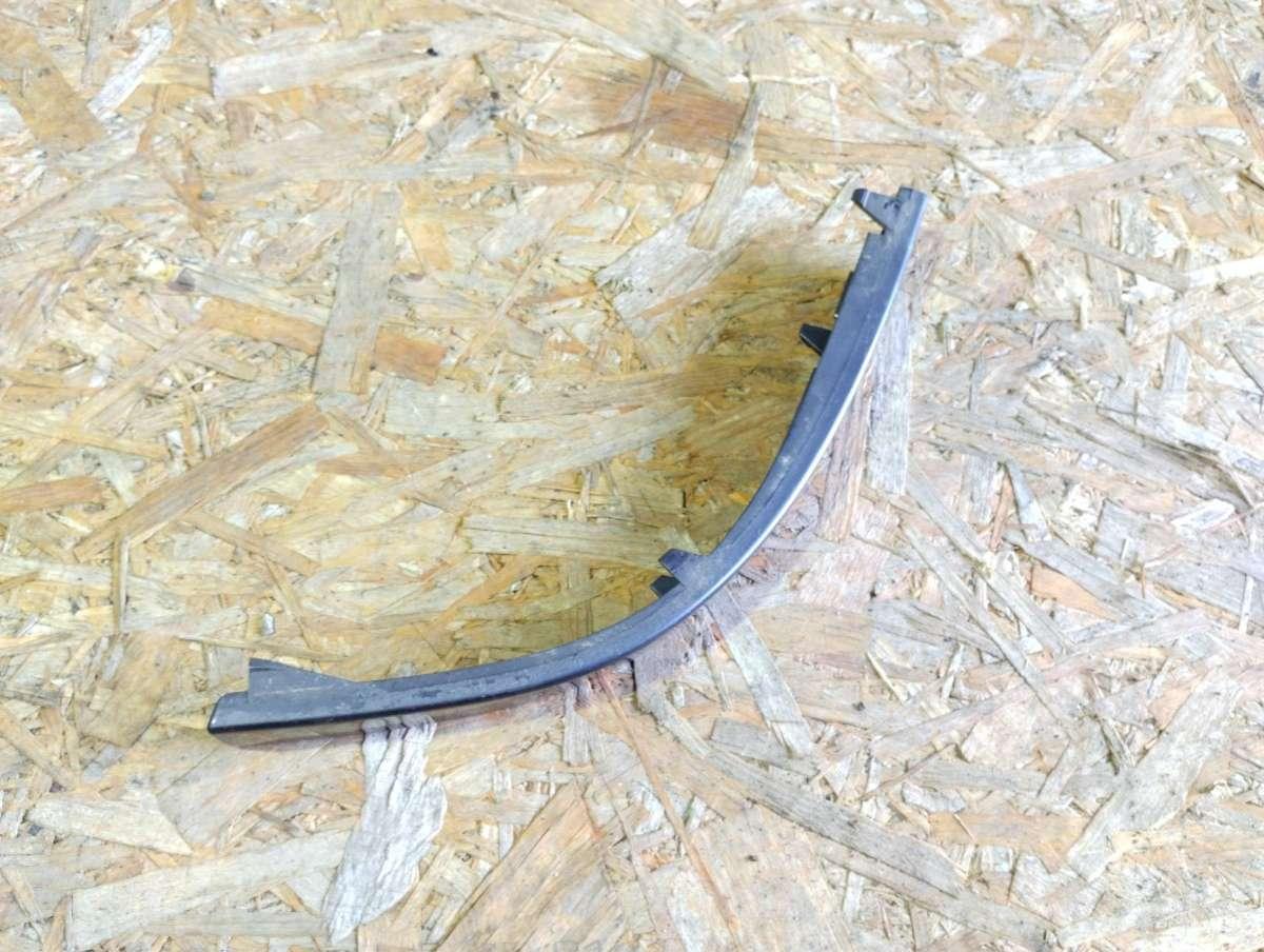 Накладка (ресничка) фары BMW 7 серия E65/E66/E67 2004, 4.4 л., бензин, АКПП, седан, 72758411, 51127012288 - фото №1