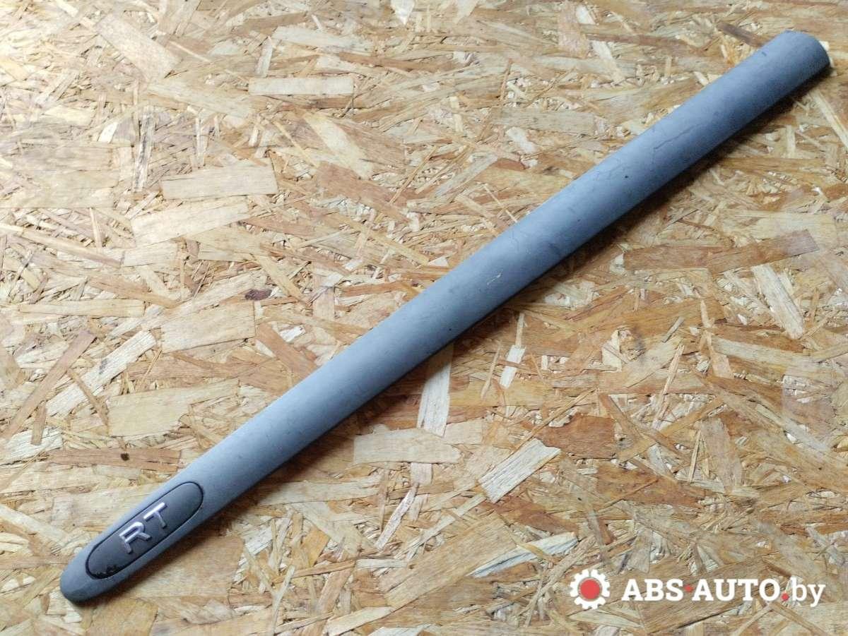 молдинг двери передней левой Renault Megane 1 поколение 1999, 7700834101, G7700834101 - фото №1