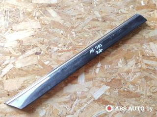 молдинг двери задней правой Mercedes-Benz C-Класс W203/S203/CL203 [рестайлинг] 2006, A2036905262