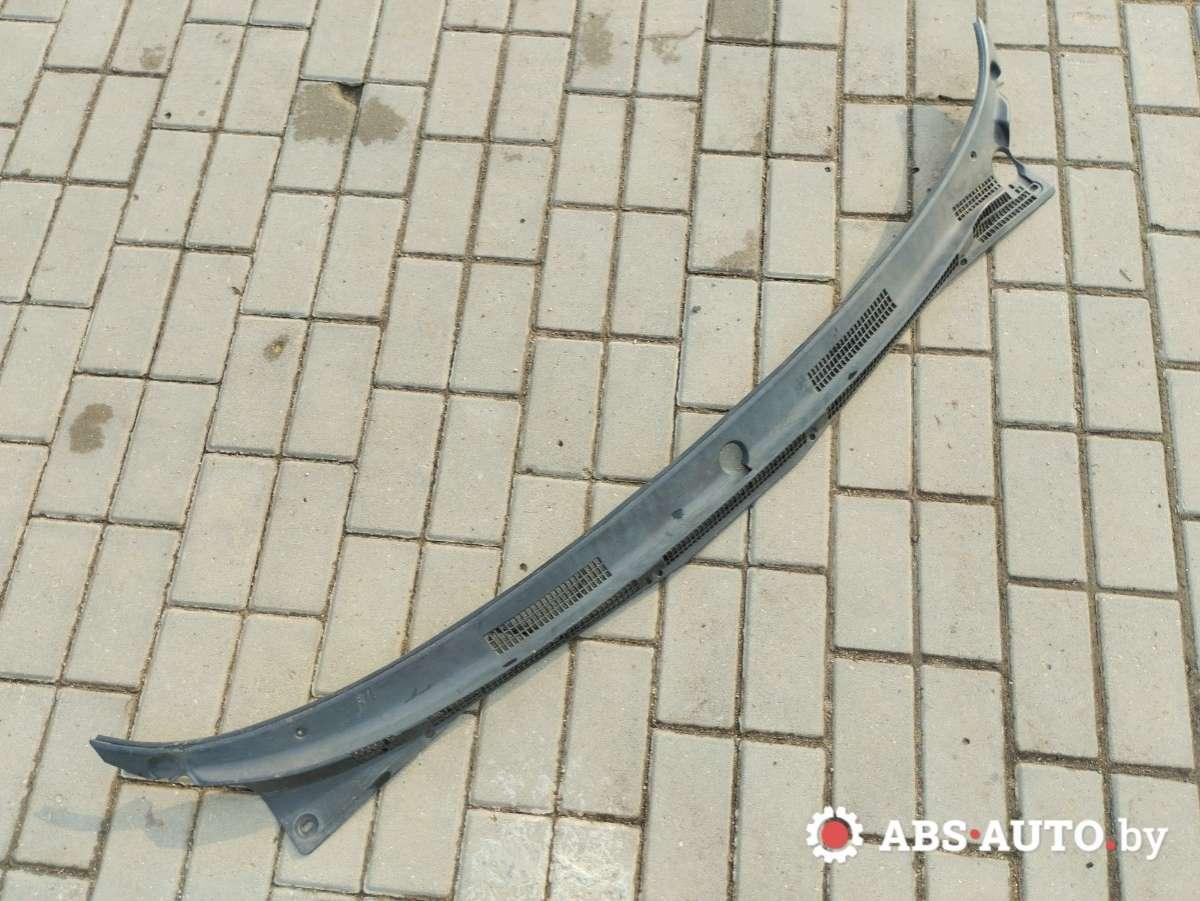 дождевик Mitsubishi Galant 7 поколение 1997, MB814442 - фото №1