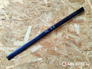 молдинг двери задней левой Volkswagen Golf 4 поколение 2003, 1J4853753