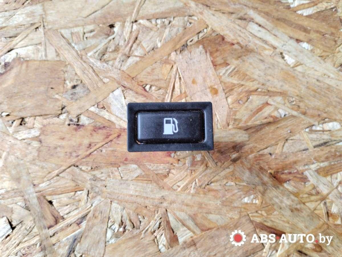 кнопка открытия лючка топливного бака Toyota Avensis 2 поколение (T250) 2005, 156795 - фото №1